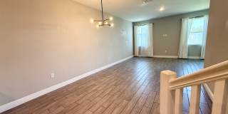 Heritage Oaks gated community 3/2.5/2 Townhome Gallery 32