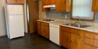Three Bedroom 1.5 Bath Home with Drive Under Garage! Three Bedroom 1.5 Bath Home with Drive Under Garage! Gallery 11