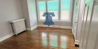 4957 N Franklin Gallery 17