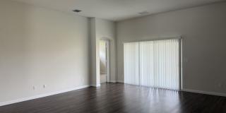 Gorgeous 3-4 bedroom Home off Becker Gallery 22