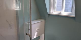 509 E 4th St Street Gallery 18