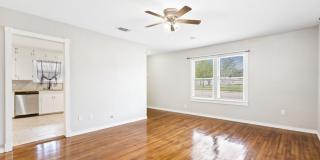 Charming 2 Bedroom Home with Office & Oversized Backyard in Schertz Gallery 7