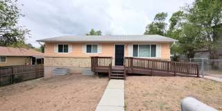 Great 3 Bedroom, 1 Bath Home Great 3 Bedroom, 1 Bath Home Gallery 1