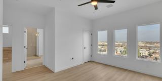 2bed/2.5bath Modern Townhomes! Gallery 142
