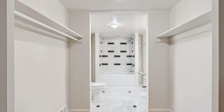 TWO BEDROOM TWO BATHROOM TOWNHOUSE AVAILABLE FOR SEPT 1ST MOVE-IN!!!! Gallery 3