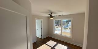 Room in 4 Bedroom Home at Edgerton Dr Gallery 25