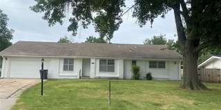 6811 E 58th Street S Gallery 1