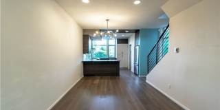 3Bd/2.5Ba Seattle Townhome Gallery 10