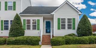 Cute 2 Bedroom Ranch Townhome - With Covered Deck and Fenced in Yard! Fuquay Varina - Available Now! Gallery 1