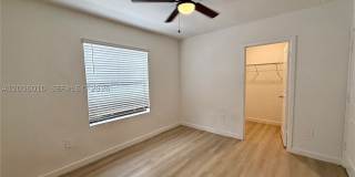 529 NE 1st Dr Gallery 12