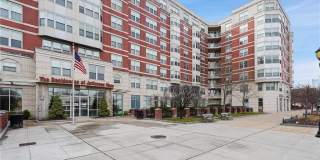 300 Mamaroneck Avenue Gallery 1