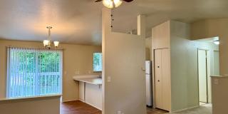 Silverdale - Chico Way neighborhood 3 bedroom duplex now available Gallery 6