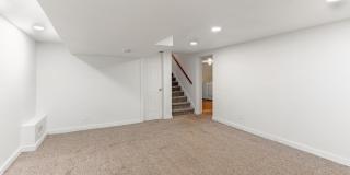 2625 Gunnison Street Gallery 15