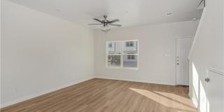 601 W 24th Street unit: 112 Gallery 7