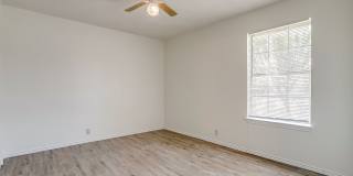 1203 N Nolan River Road Gallery 15