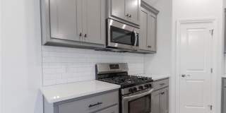 Beautiful 4 Bedroom 2 Bathroom Home in Cedar Lane Community with Storm Shelter (Neighborhood Pool and Park) Gallery 6