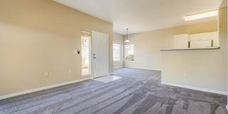 SW Littleton 3BR / 2BA Ground-Level Condo with Park Views! Gallery 3
