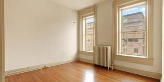 110 BALTIMORE Street Gallery 12