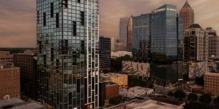 Emmi Midtown Gallery 10