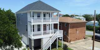 Willoughby Beach Gallery 1
