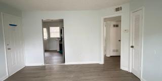 Dodson Courtyard Apartments 1 & 2 Bedrooms Available Gallery 7