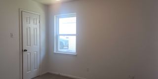 624 Atkinson Ave Gallery 8