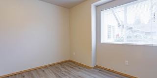 Edgewood North Gallery 32