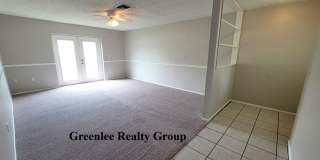 Spacious 3 Bedroom/2 Bathroom Home in Hudson -Pet Friendly! Spacious 3 Bedroom/2 Bathroom Home in Hudson -Pet Friendly! Gallery 4