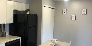 Hill Country Apartments Gallery 12