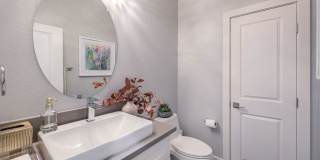 Newly Upgraded 4 Bedroom Home Gallery 22