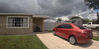 5720 SW 38th Ct Gallery 1