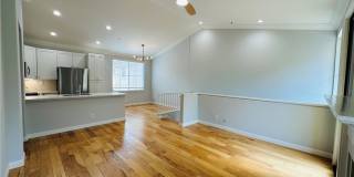 802 Marinella Aisle Gallery 1