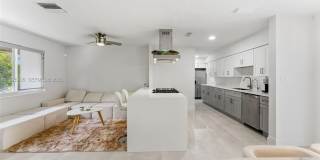 251 N 71st Ave Gallery 4