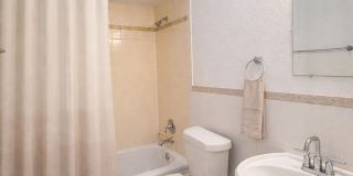 3425 E GLEN Drive Gallery 10