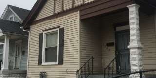 Large 3 bedroom one bath home Gallery 1