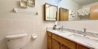 2105 S Tan Court Gallery 15