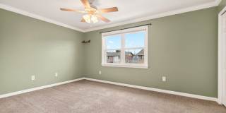 Quiet Retreat, Prime Location! Gallery 18