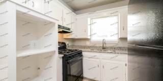 5300 Creekwood Terrace Gallery 7