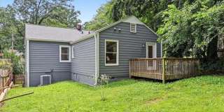 1464 Hawthorne Avenue NW Gallery 37
