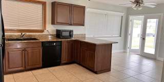 1299 BIRCHCREST BOULEVARD Gallery 2