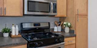 Commons on Potomac Square Gallery 9