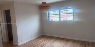 6532 NW 170th Ter Gallery 27