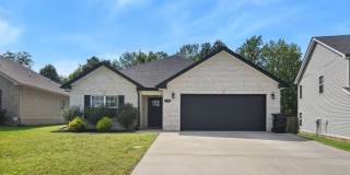 Like New Three Bedroom! Gallery 1