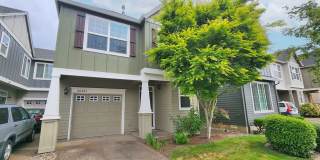 Adorable newer construction 3 Bed/2.5 Bath home in the Arbor Vineyards Community of Beaverton Gallery 1