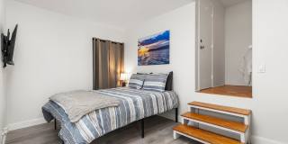 Charming comfy Studio in La Jolla Village! Gallery 17