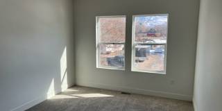 Beautiful 2023 New construction with pickle ball court, be the first to live in this town home Gallery 8