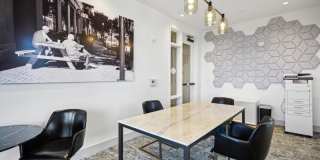 Link Apartments 4th Street Gallery 8