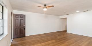 0957 - Xanadu Gallery 17