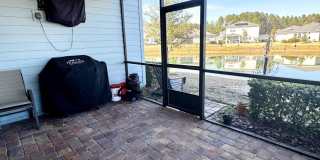 555 TYNES Boulevard Gallery 10