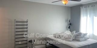 2124 N Tamiami Trl Gallery 13